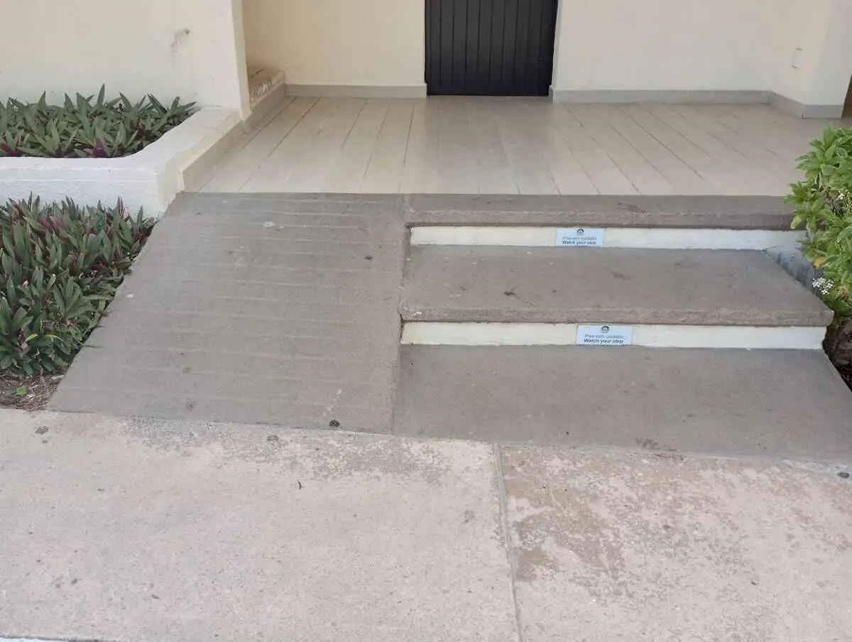 Comodo Condo Con Vista Al Mar Cancún Apartman