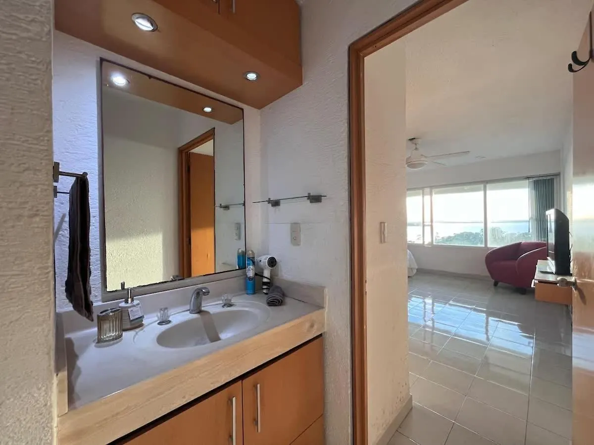 Comodo Condo Con Vista Al Mar Cancún 0*,