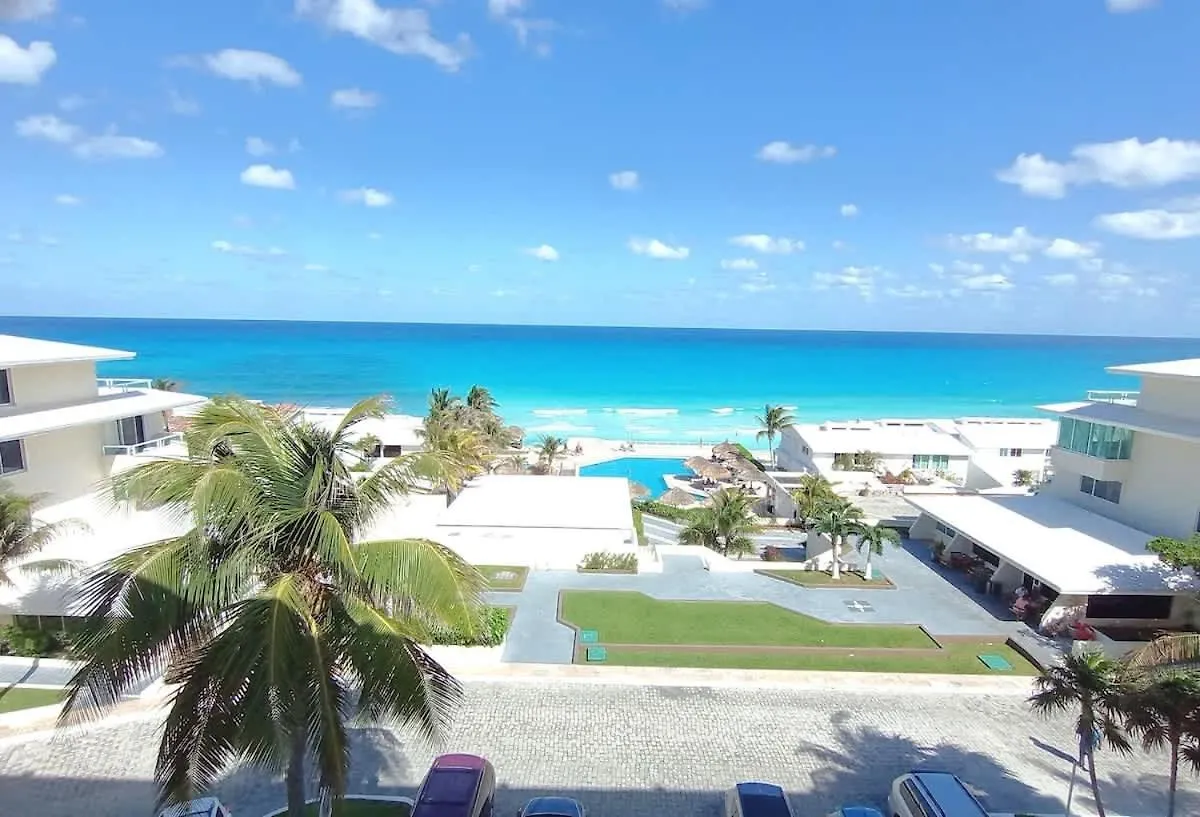 Comodo Condo Con Vista Al Mar Cancún Mexikó