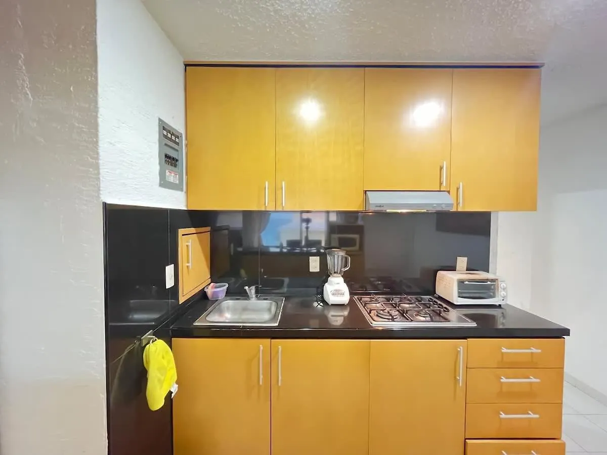 Comodo Condo Con Vista Al Mar Cancún Apartman