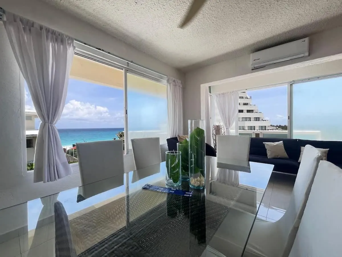 Comodo Condo Con Vista Al Mar Cancún Apartman